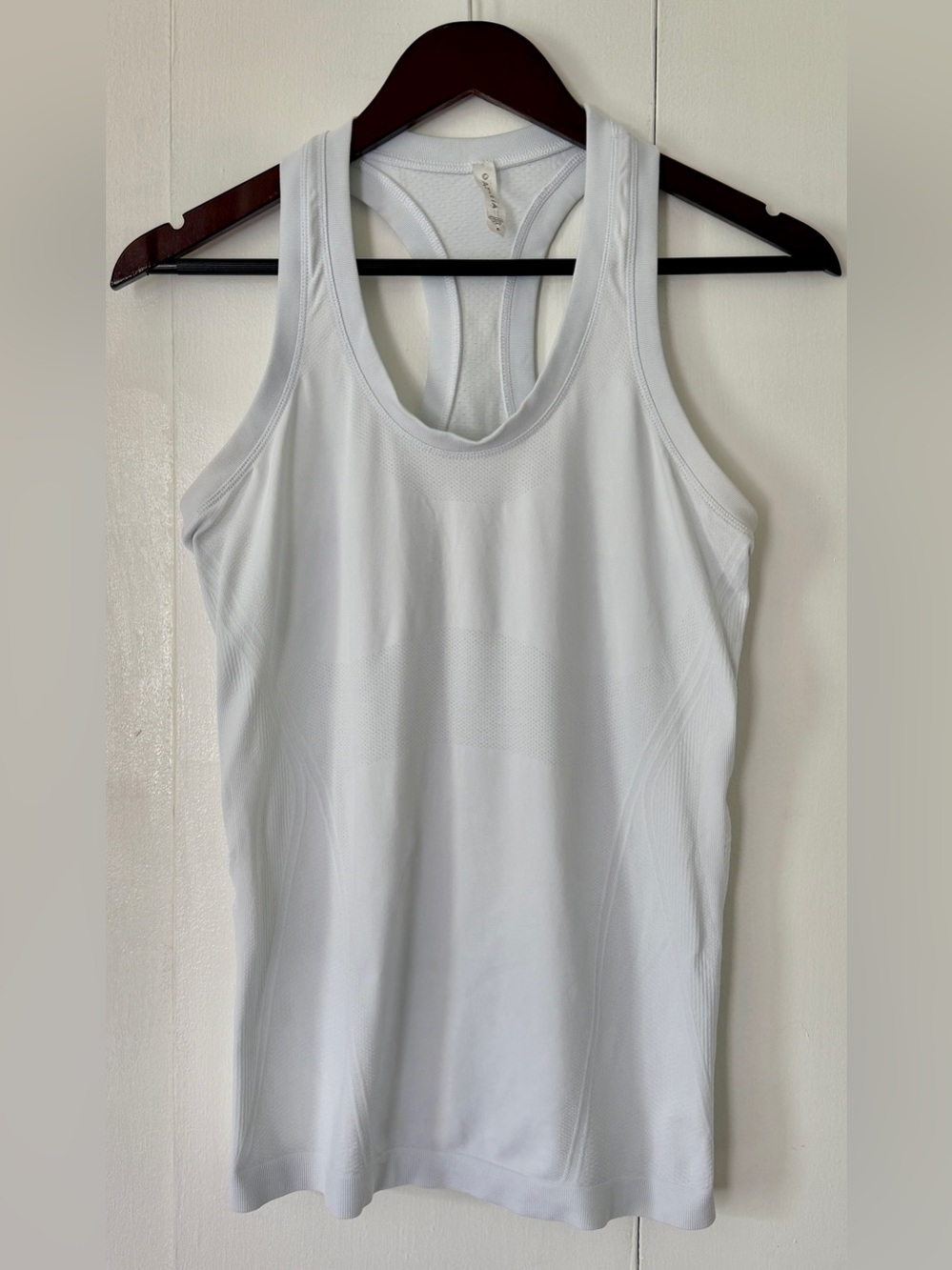 Athleta White Renew Seamless Racerback Tank Top Small